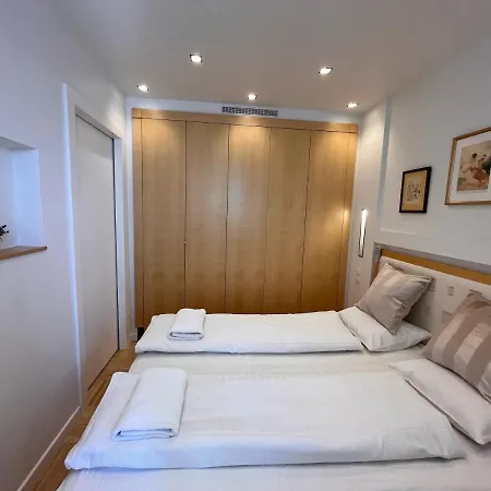 Labo Metro Swietokrzyska Appartement